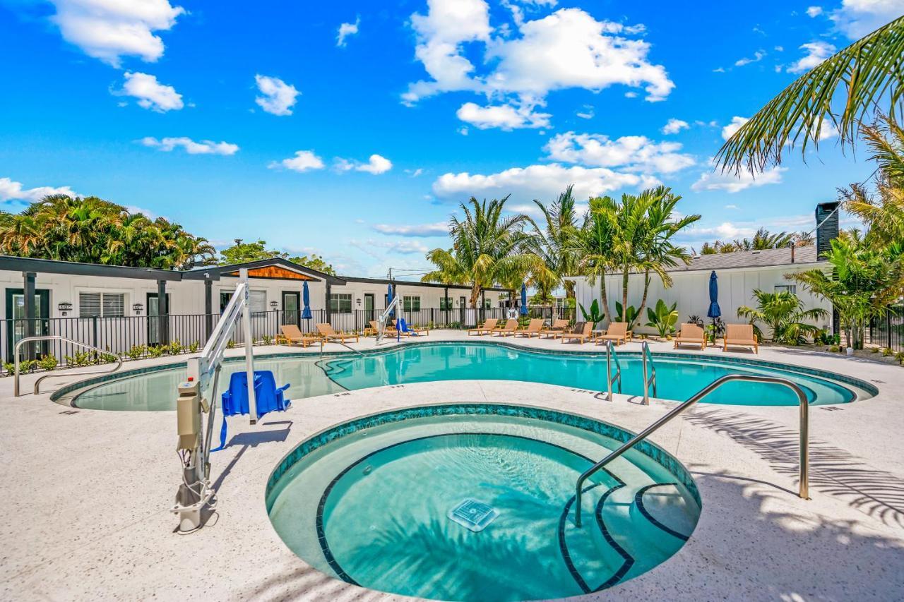 Pelican Post At Anna Maria Island Inn Bradenton Beach Extérieur photo